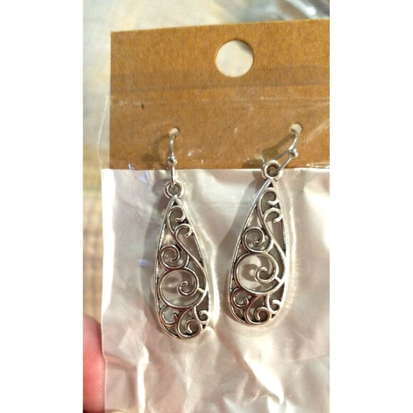 Silver Tone Metal Earrings Swirls Tear Drop Dangle - Picture 5 of 5